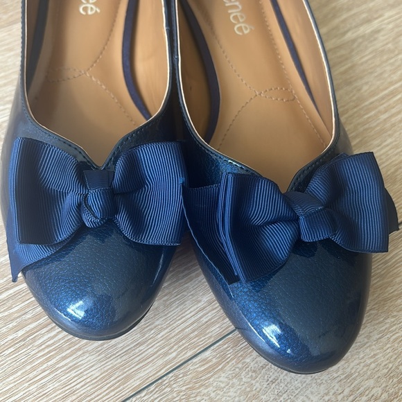 J.Renee Blue Flats with Bow Detail - Picture 10 of 12